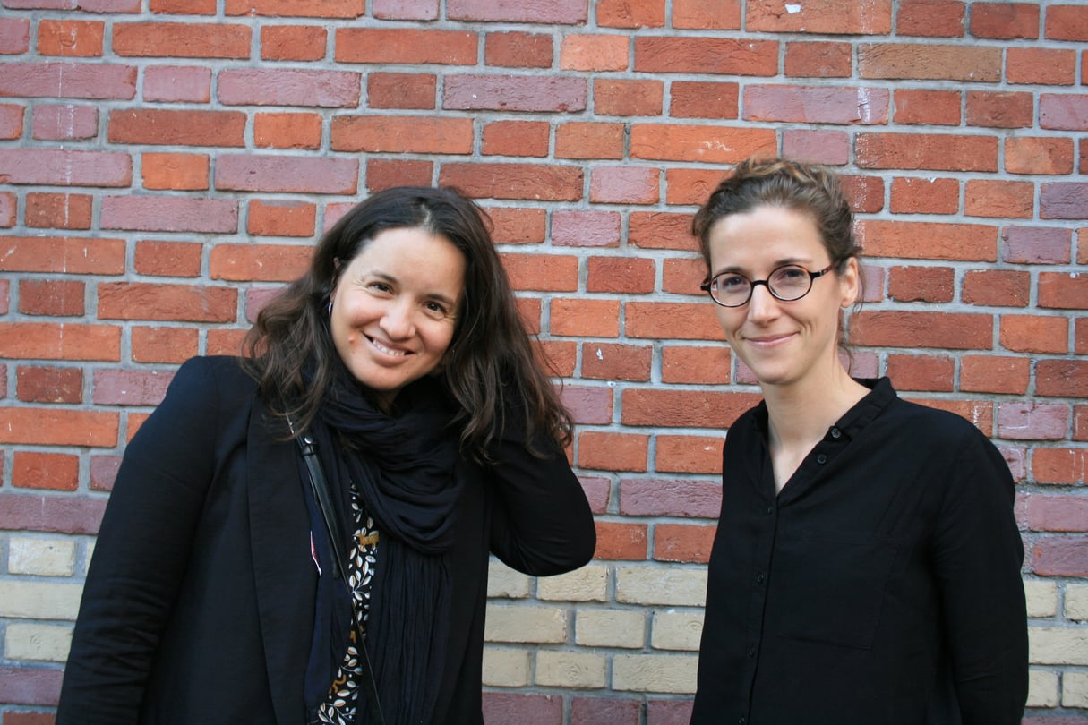 Leïla Miñano (gauche) et Justine Brabant (droite) à Paris, le 11 septembre 2019. &copy; Marième Soumaré