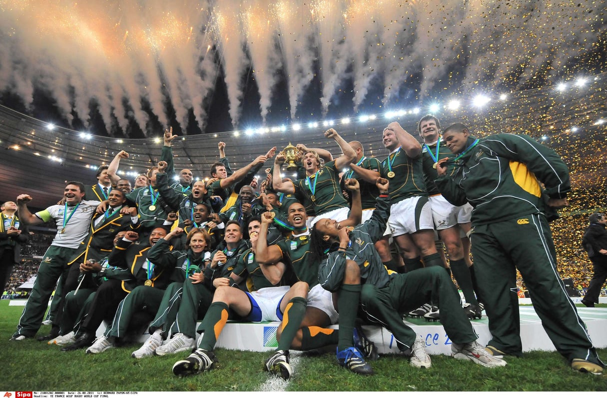 Les Sud-Africains célèbrent leur victoire lors de la coupe du monde de rugby de 2007. &copy; BERNARD PAPON/AP/SIPA
