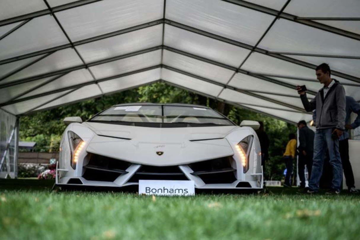 Une Lamborghini Veneto Roadster ayant appartenu à l’Equato-Guinéen Teodorin Obiang exposée à Chéserex (Suisse) le 28 septembre 2019/ © AFP – Fabrice COFFRINI