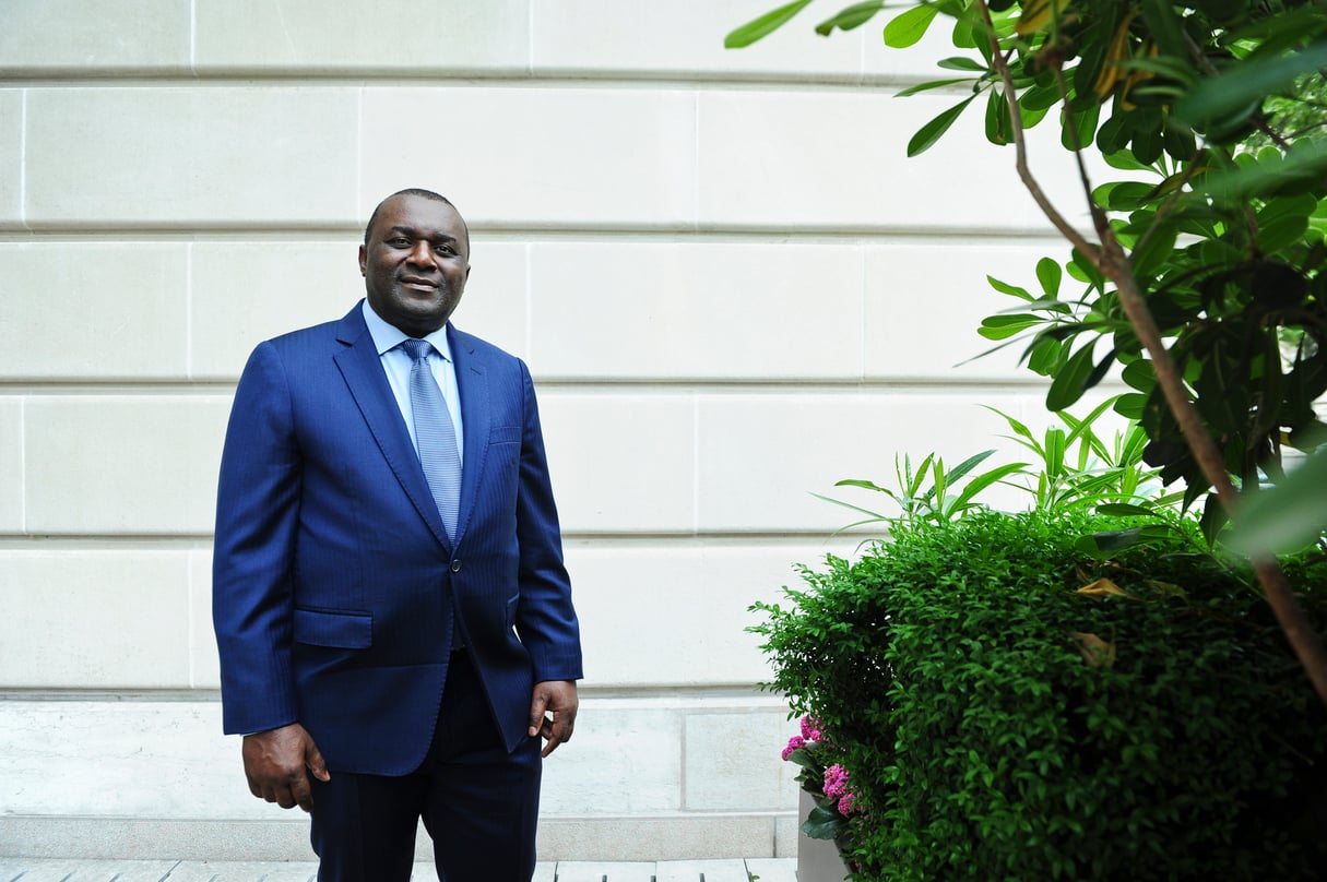 Lucas Abaga Nchama (Guinée Equatoriale), gouverneur de la banque des Etats d’Afrique centrale (BEAC), à Paris le 01.06.2016. © Vincent Fournier/JA © Vincent Fournier/JA