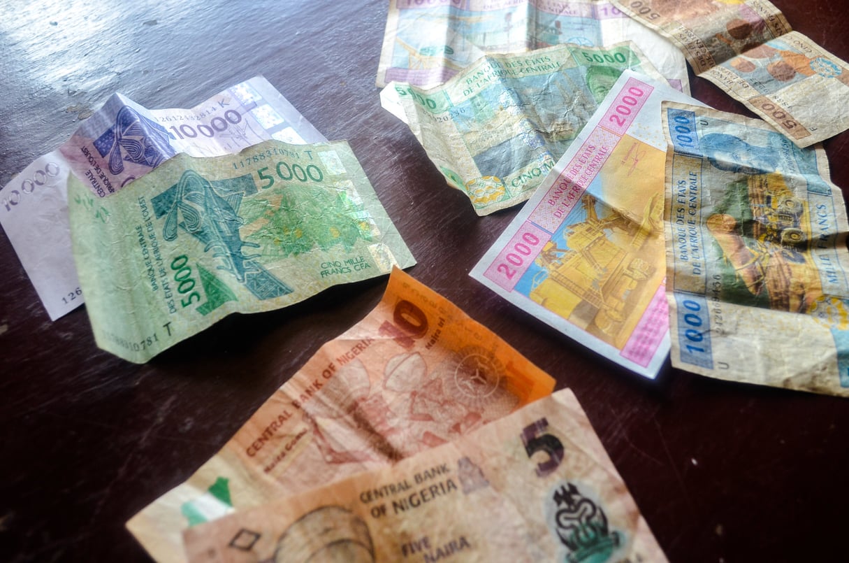 Billets de francs CFA d’Afrique de l’Ouest et d’Afrique centrale. © Crédit : jbdodane