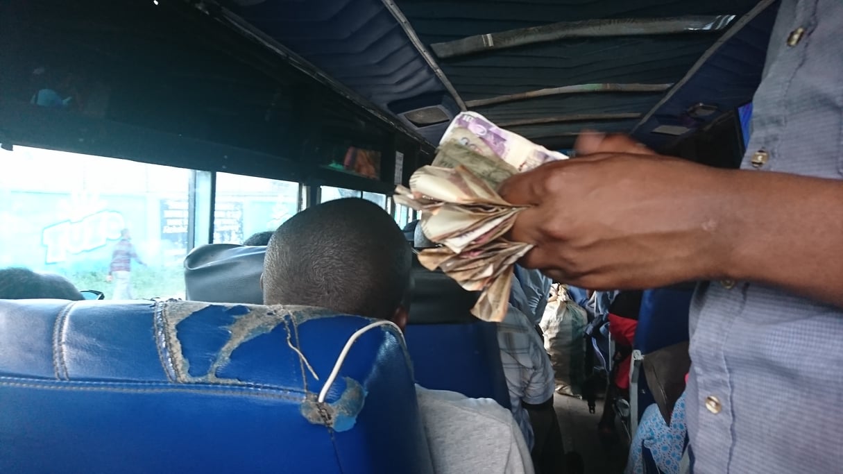 Au Kenya, les billets de 1 000 shillings représentent 80 % de la masse monétaire en circulation. © Claudia Lacave