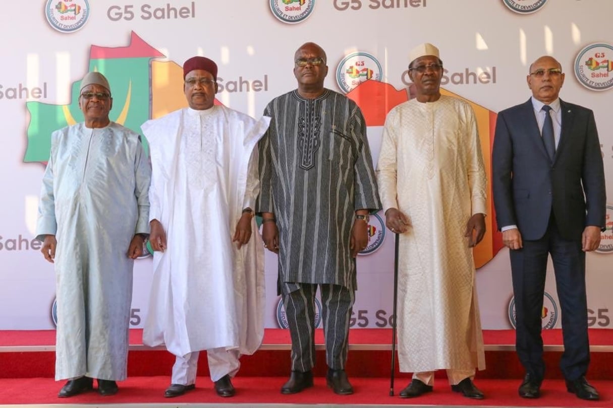 Ibrahim Boubacar Keïta, Mahamadou Issoufou, Roch Marc Christian Kaboré, Idriss Déby Itno et Mohamed Ould Ghazouani, lors du sommet du G5 Sahel à Niamey, le 15 décembre 2019. © DR / Présidence du Niger.