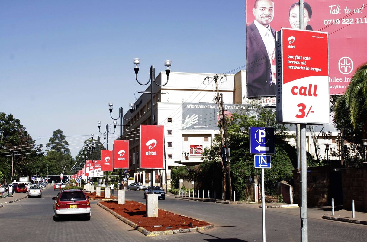 Publicités pour Airtel dans une rue de Nairobi, au Kenya. © Sayyid Azim/AP/SIPA/2011