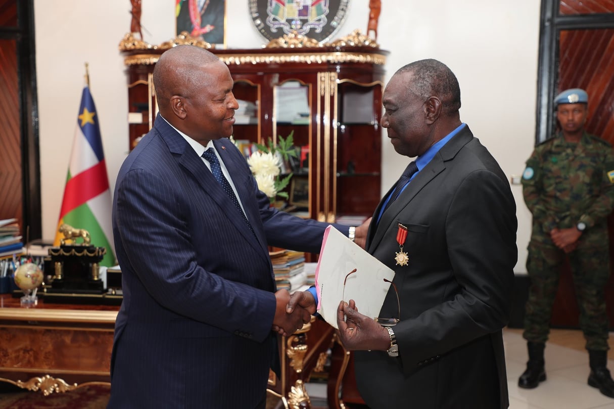 Le président centrafricain Faustin-Archange Touadéra a reçu Michel Djotodia le 11 janvier 2020 au palais présidentiel. © DR / présidence centrafricaine.
