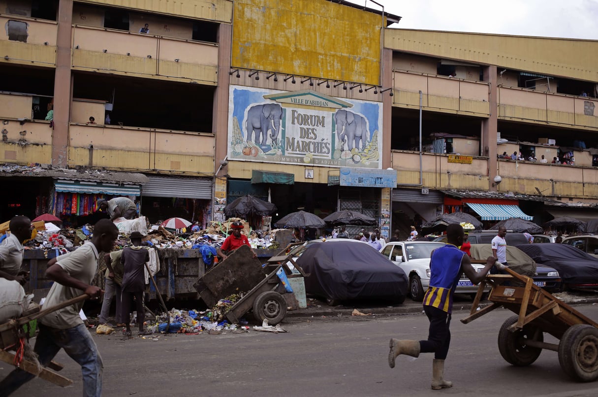 Vue de l'un des marchés d'Abidjan, en 2015 (illustration). &copy; Schalk van Zuydam/AP/SIPA