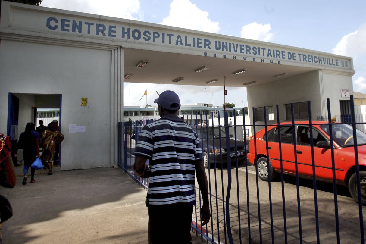 L'hôpital de Treichville, à Abidjan, le 19 mars 2020. &copy; Diomande Ble Blonde/AP/SIPA