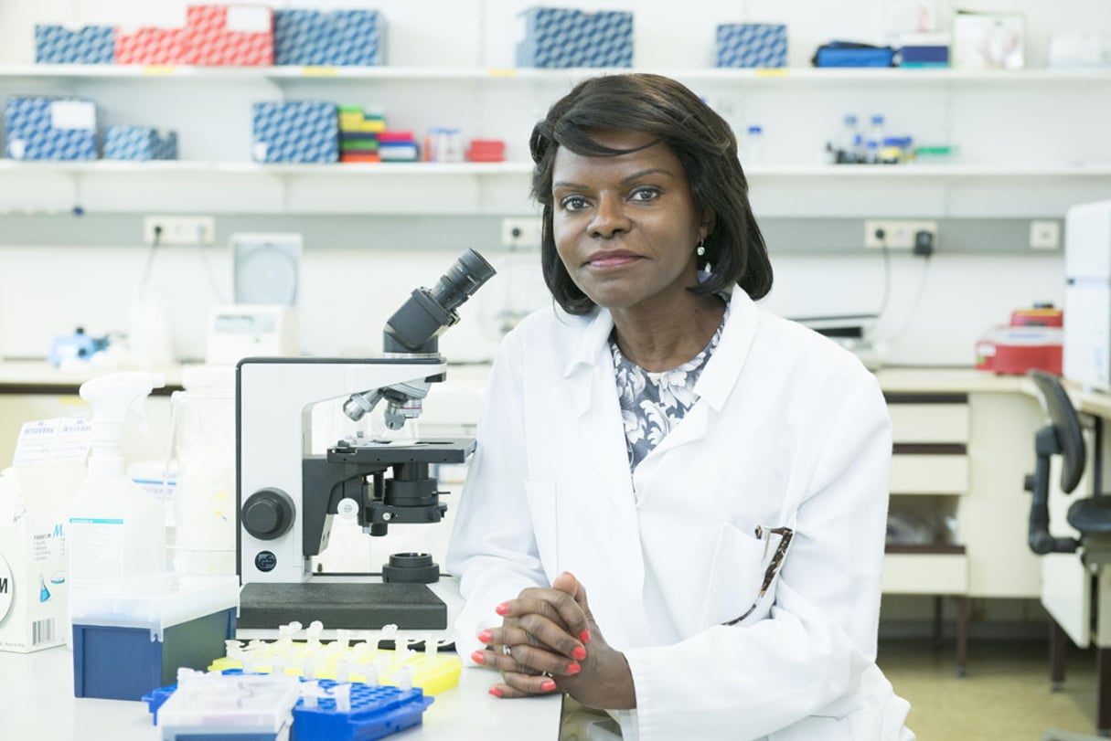 La biologiste congolaise Francine Ntoumi, spécialiste des maladies infectieuses, qui dirige la Fondation congolaise pour la recherche médicale. © David Mattiessen