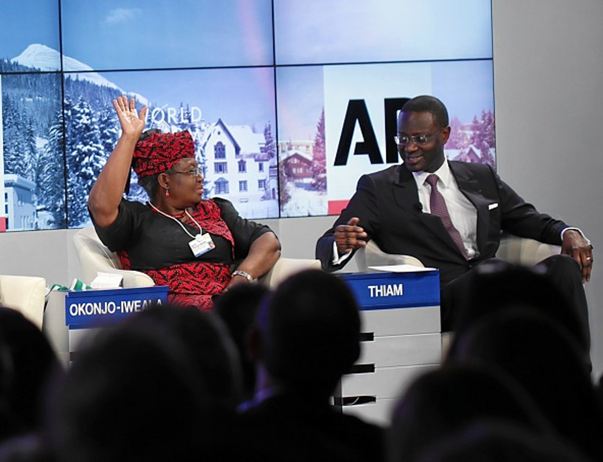 Ngozi Okonjo-Iweala et Tidjane Thiam, en janvier 2014, lors du Forum économique mondial de Davos. © Remy Steinegger/World Economic Forum/ Licence CC