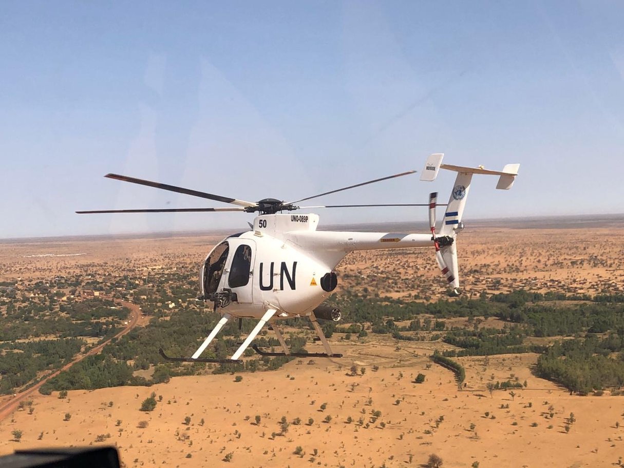 Un hélicoptère en appui à une patrouille de la Minusma dans le cercle de Koro, le 5 mai 2020. © Minusma