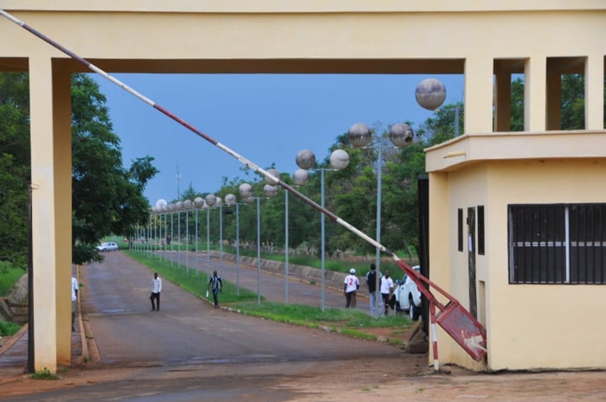Entrée de l’université de  Ngaoundéré, au Cameroun (Illustration). © Renaud Van Der Meeren