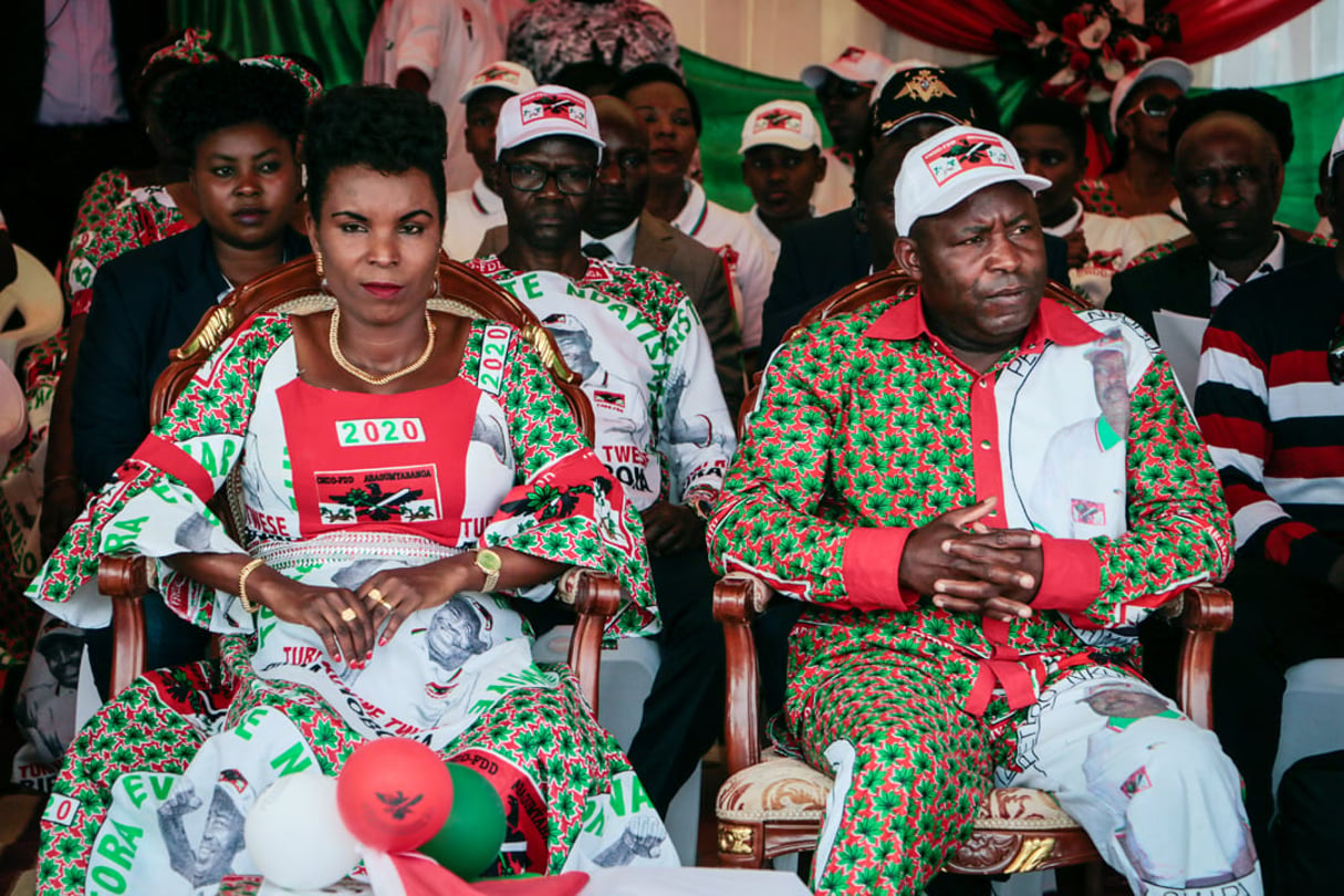 Evariste Ndayishimiye et son épouse Angélique Ndayubaha à Bujumbura, le 16 mai 2020. © AFP