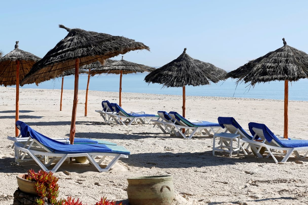 Une plage sans touristes à Hammamet, en mars 2020, pendant la pandémie de coronavirus.. © Zoubeir Souissi/REUTERS/