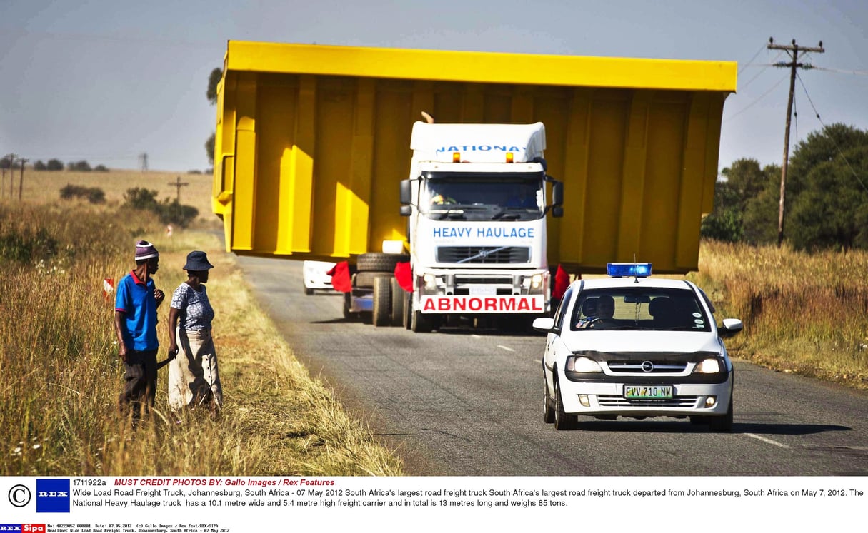 Le transport hors normes concerne les marchandises jusqu’à 250 tonnes. © Gallo Images/Rex Feat/REX/SIPA