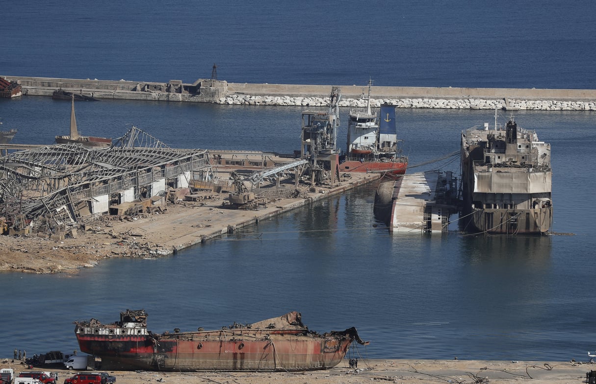Le port ravagé de Beyrouth, le 7 août 2020. © Hussein Malla/AP/SIPA