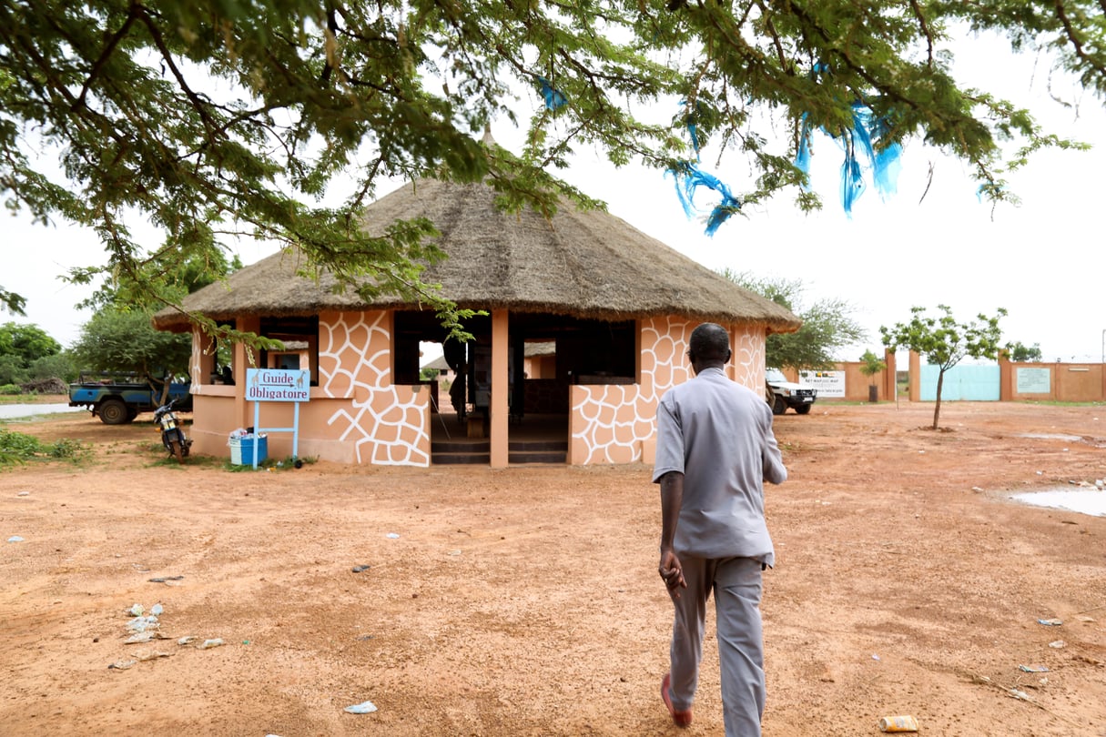 Le bureau de la réserve de Kouré, au nord-est de Niamey, où deux Nigériens et Six français ont été assassinés le 9 août 2020. © REUTERS/Tagaza Djibo