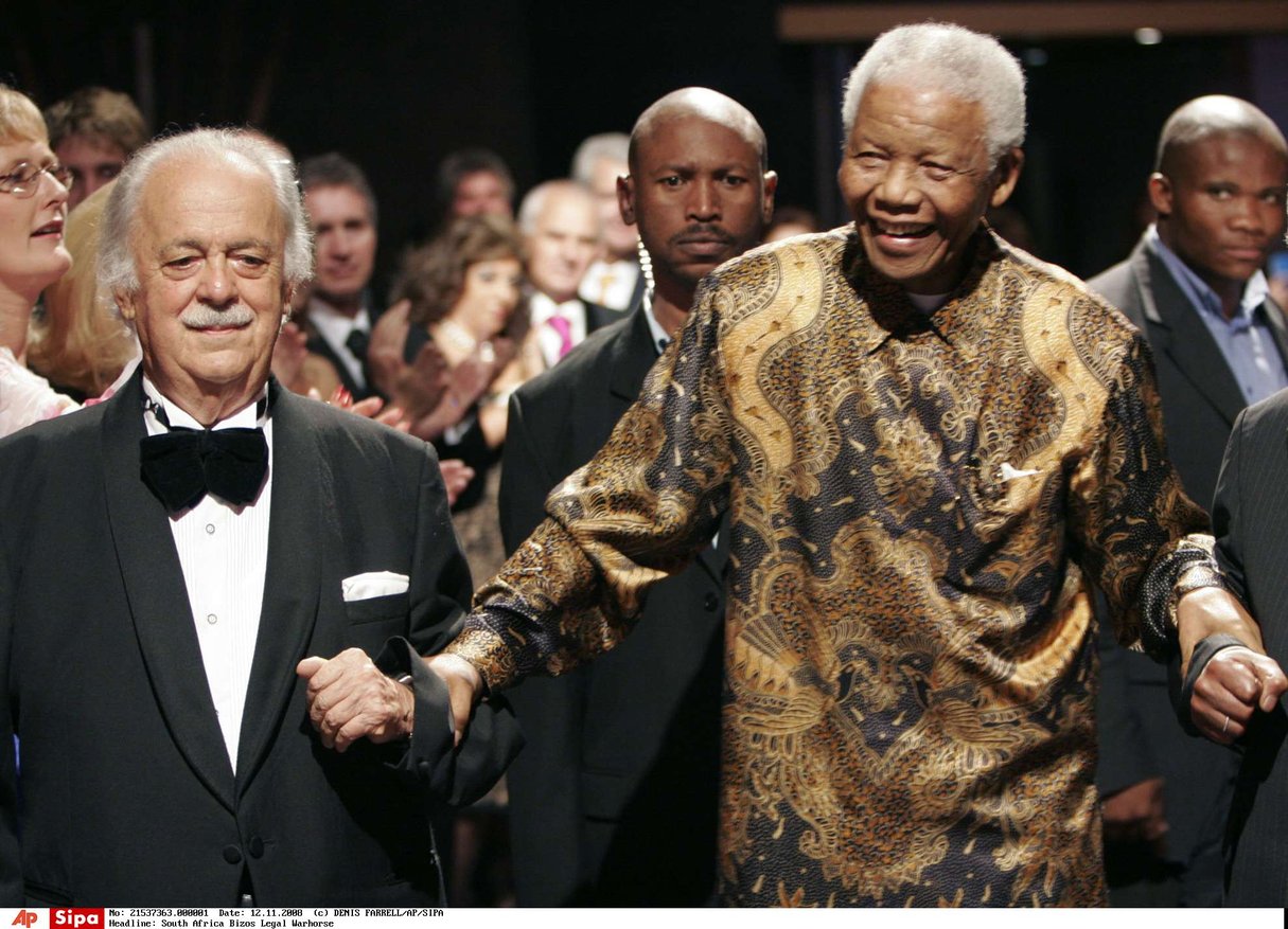 Geroge Bizos et Nelson Mandela, en novembre 2008 à Johannesburg. © DENIS FARRELL/AP/SIPA