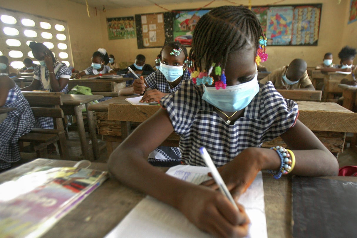 Une école à Abidjan, le 25 mai 2020. © Diomande Ble Blonde/AP/SIPA