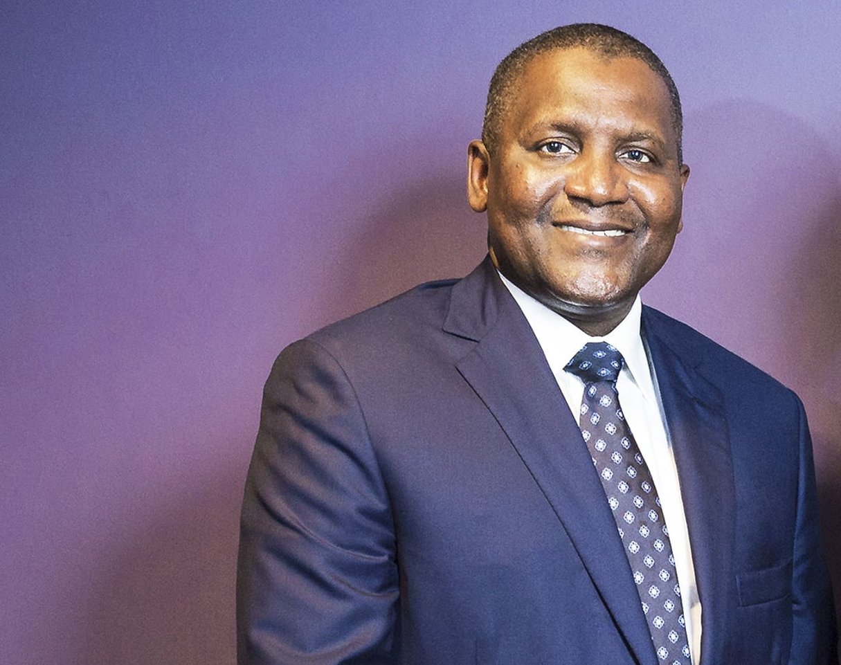 Aloki Dangote et Alassane Ouattara Aliko Dangote, Pdg du groupe Dangote et Alassane Ouattara, President de Cote d’Ivoire Africa Ceo Forum, Abidjan, Cote d’Ivoire, mars 2016 
© ERIC LARRAYADIEU/AFRICA CEO FORUM/JA.