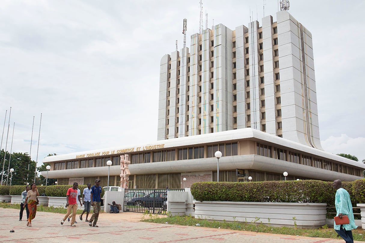 Lomé siège de la BTCI , banque togolaise. © Lomé siège de la BTCI , banque togolaise.
Jacques Torregano pour JA