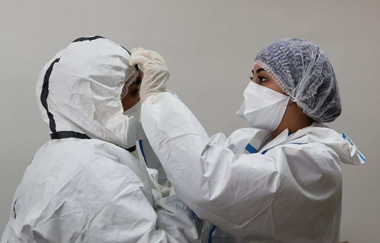 Sous pression en raison de la pandémie de Covid-19, les médecins du secteur public dénoncent leurs conditions de travail. © Youssef Boudlal/REUTERS