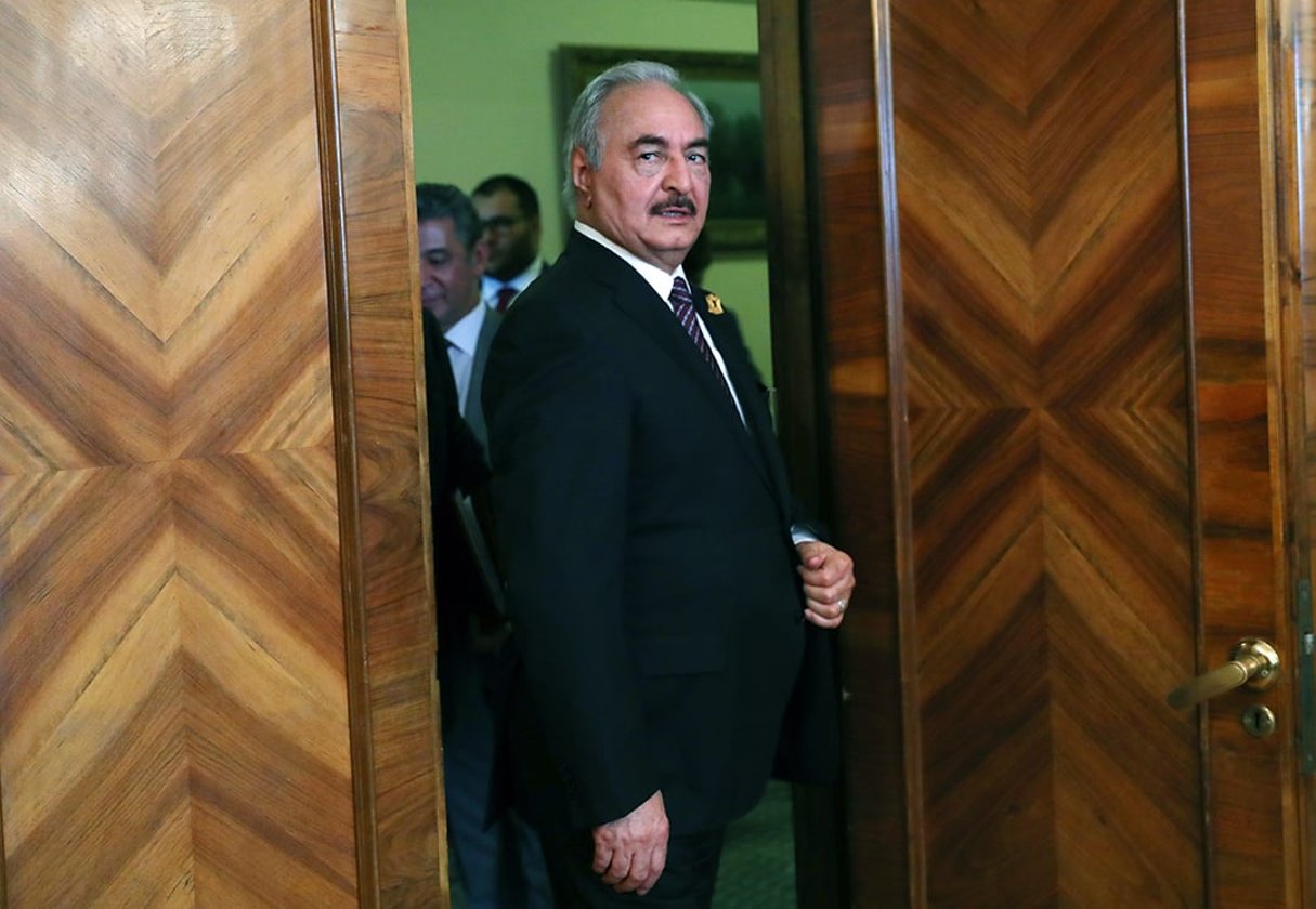 Le maréchal Haftar à Moscou en 2017. © Sergei Savostyanov/TASS/Getty Images