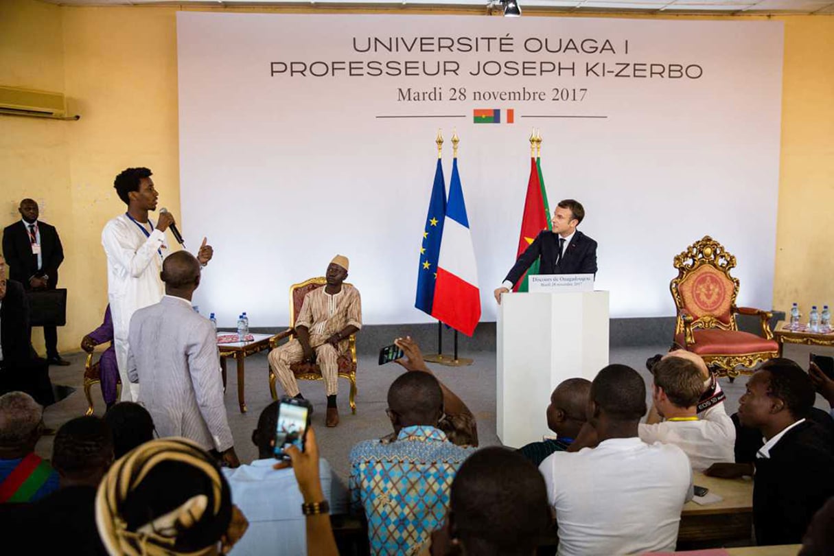 Emmanuel Macron à l’université de Ouagadougou, Burkina Faso, le 28 novembre 2017. © Sophie Garcia/hanslucas.com.