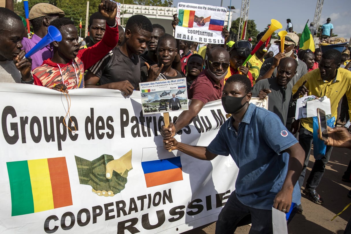 Lors d’une manifestation contre la France, à Bamako, le 22 septembre 2020. © /AP/SIPA