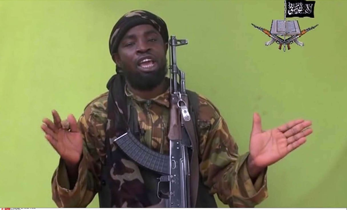 Abubakar Shekau, ici en 2014 dans une vidéo de propagande de Boko Haram. © AP/SIPA
