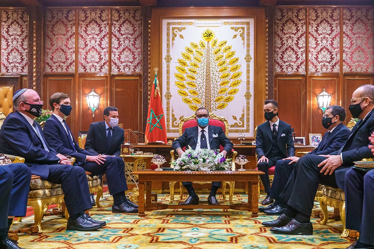 Le roi Mohammed VI reçoit en audience une délégation américano-israélienne le 22 décembre au Palais de Rabat. © MAP