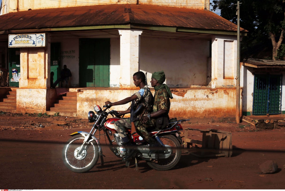 Deux ex-Séléka à Bambari, en mai 2014.e © Jérôme Delay/AP/SIPA