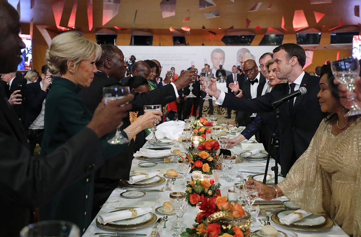 Les présidents ivoirien Alassane Ouattara et français Emmanuel Macron le 21 décembre 2019, à Abidjan. © LUDOVIC MARIN/AFP