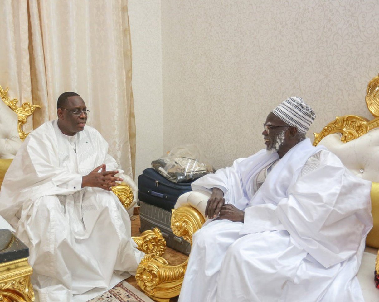 Macky Sall et le khalife général des mourides, Serigne Mountakha Bassirou Mbacké, à Touba, en août 2018 © DR / Présidence du Sénégal