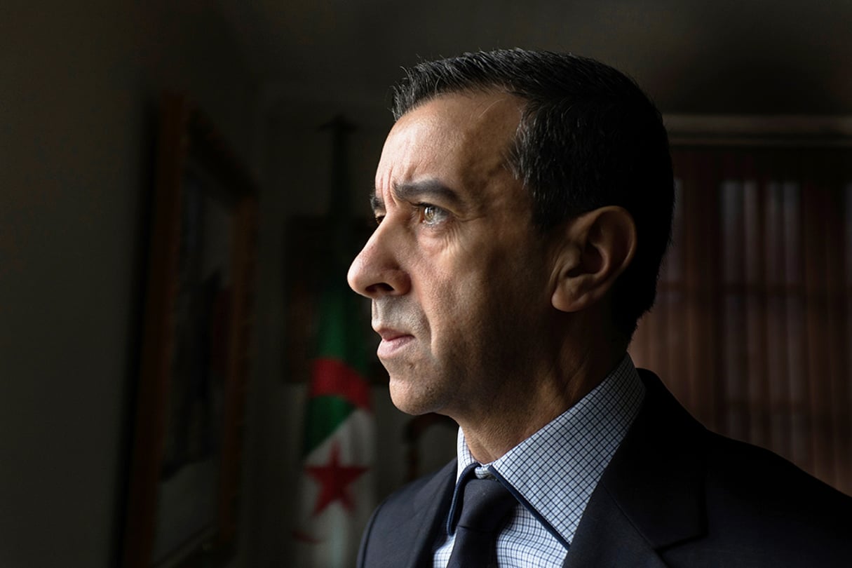 Ali Haddad, ancien PDG du groupe ETRHB, dans son bureau à Alger le 10 mars 2016. © Romain Laurendeau pour JA