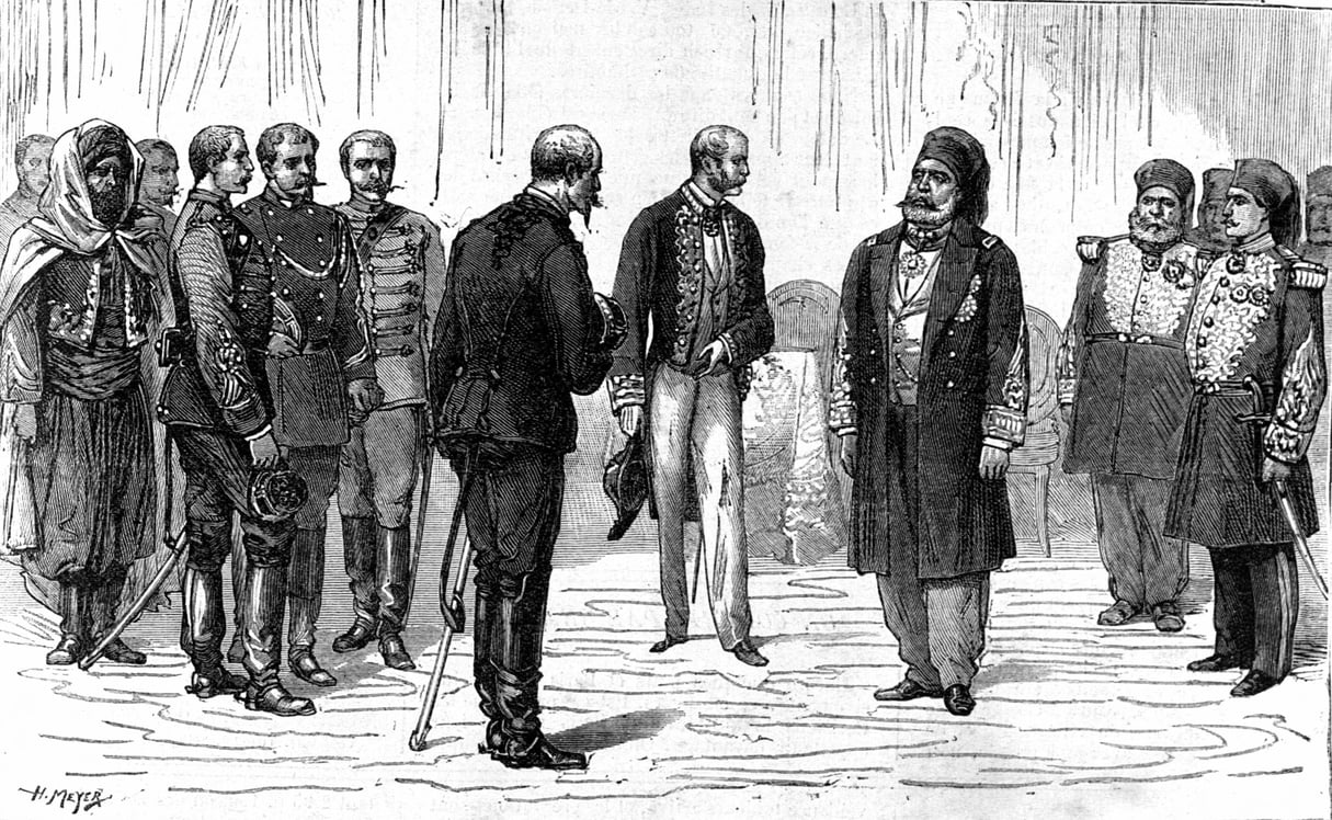 Le consul de France présente le général français Jules Aimé Bréart à Mohamed es-Sadok, à Tunis, lorsque fût signé le traité du Bardo, en mai 1881. © Roger-Viollet