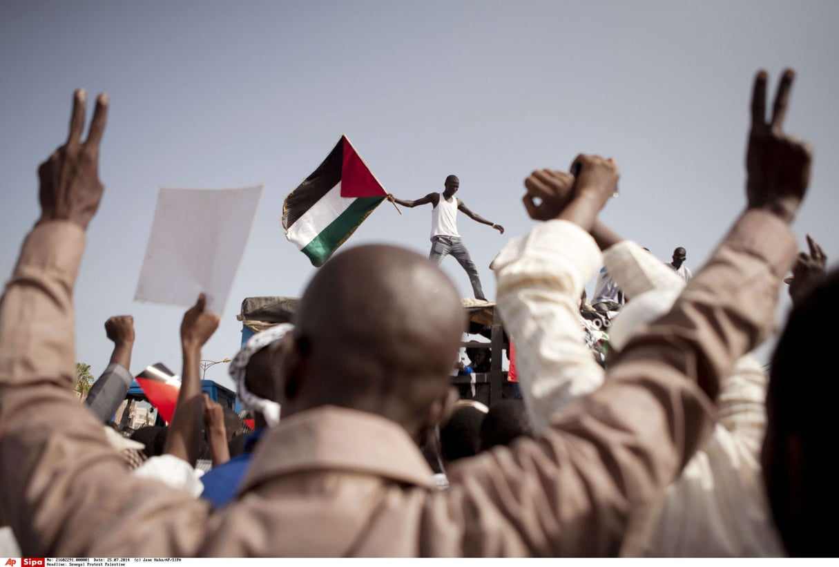 Des Sénégalais manifestent à Dakar leur soutien à la Palestine lors de la guerre de 2014 (Archives). © Jane Hahn/AP/SIPA