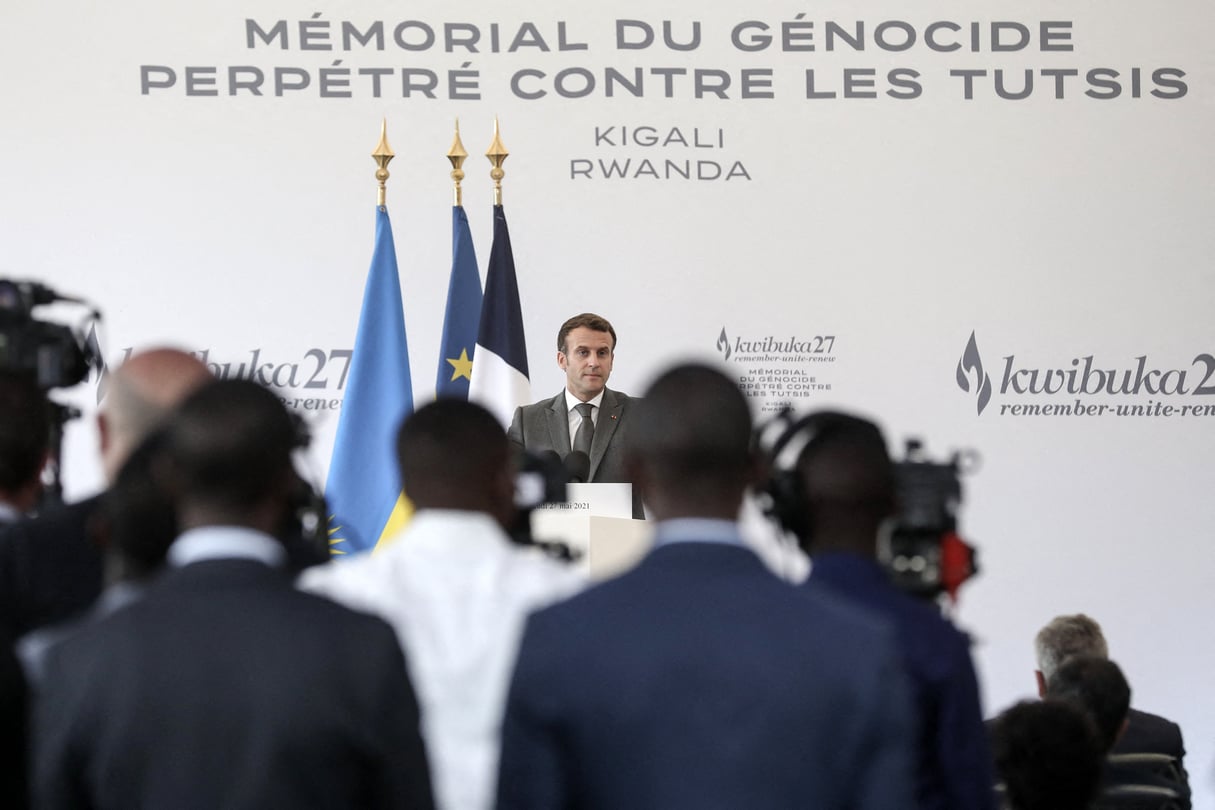 Emmanuel Macron, au Mémorial Gisozi de Kigali, le 27 mai 2021. &copy; Photo by Eliot Blondet/ABACAPRESS.COM