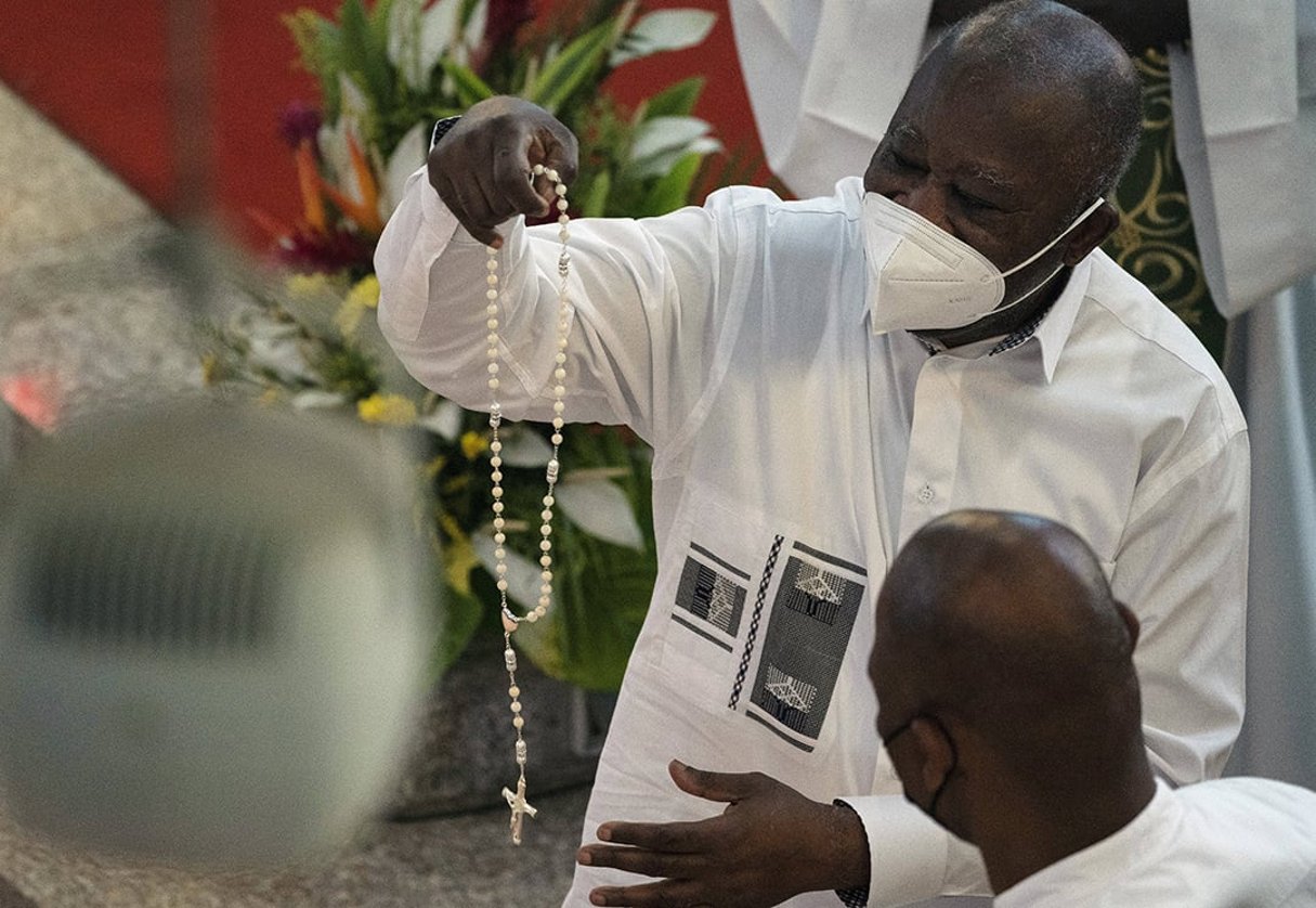 Laurent Gbagbo, le 20 juin, à la Cathédrale Saint Paul d’Abidjan. © Leo Correa/AP/SIPA