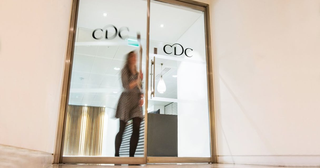 À la fin de 2019, CDC Group comptait des investissements dans 1 228 entreprises, dont 690 en Afrique et 377 en Asie du Sud. © www.cdcgroup.com
