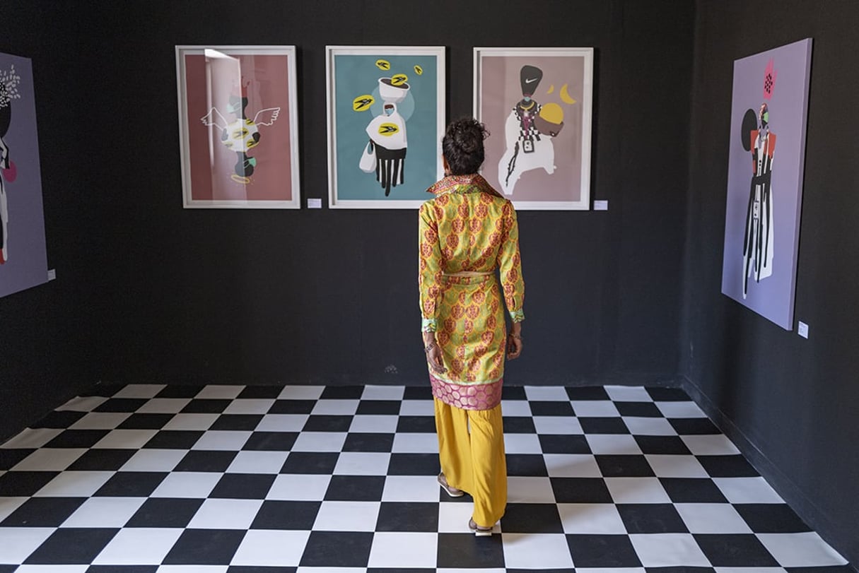 La galeriste Vydia Tamby au Studio Quatorzerohuit à Dakar. © Sylvain Cherkaoui pour JA
