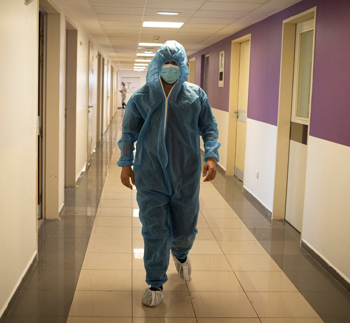Un médecin algérien dans un hôpital d’Oran, le 1er avril 2021. © Photo by Hamza Bouhara/ABACAPRESS.COM