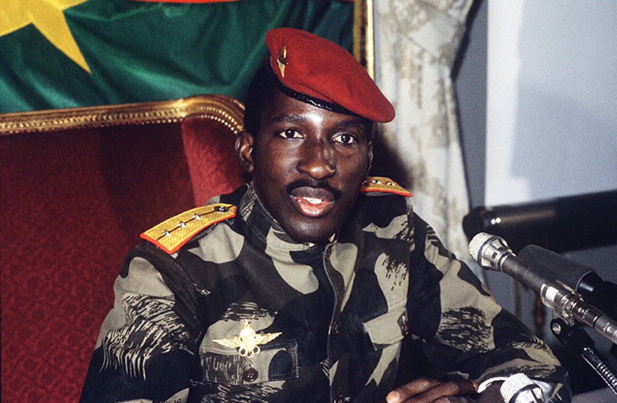 Le capitaine Thomas Sankara, président du Burkina Faso, le 7 février 1986 à Paris. © PASCAL GEORGE / AFP