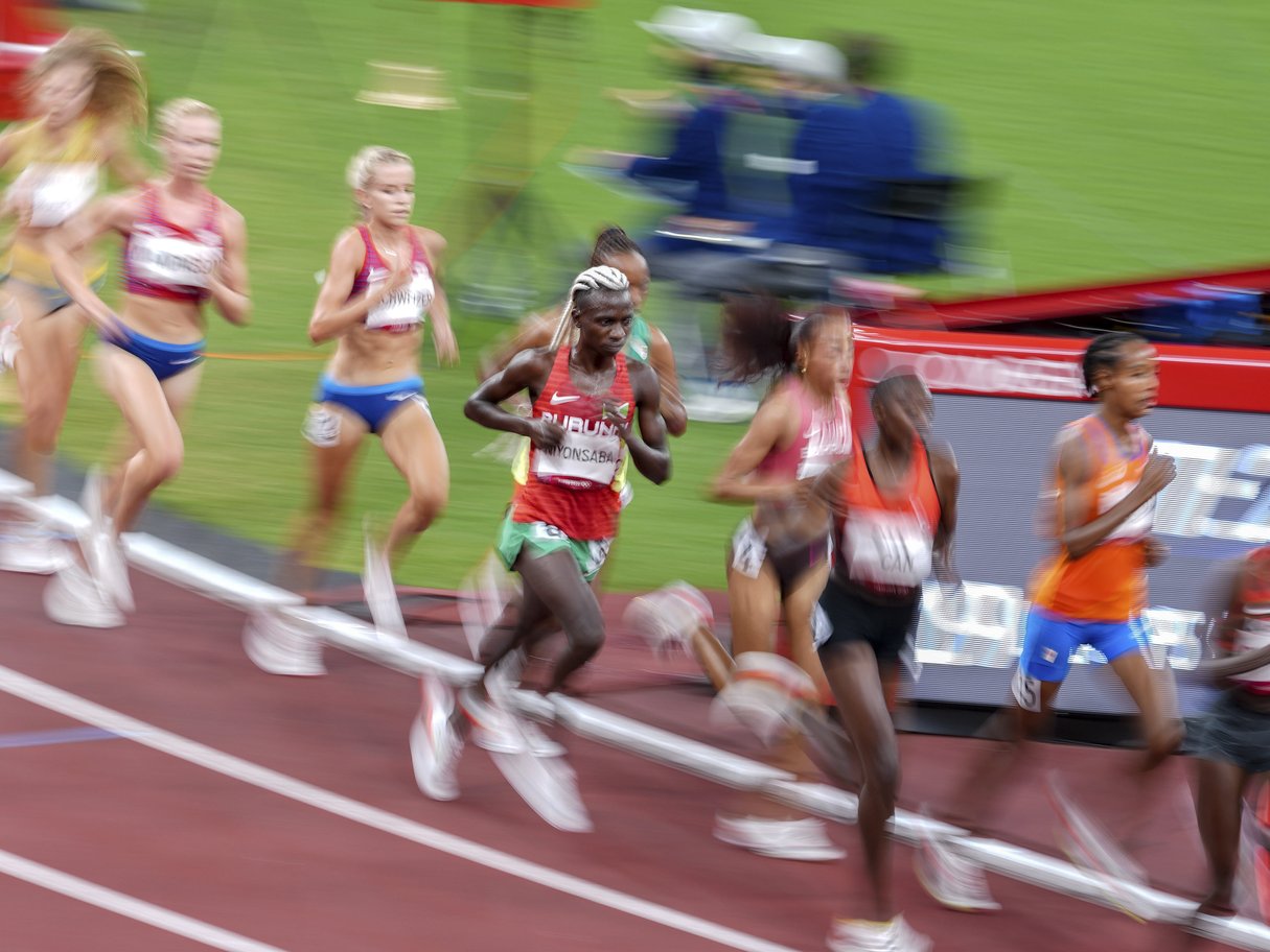 La Burundaise Francine Niyonsaba à la finale du 10 000 mètres, aux jeux de Tokyo, le 7 août 2021. © DOUG MILLS/The New York Times-REDUX-REA