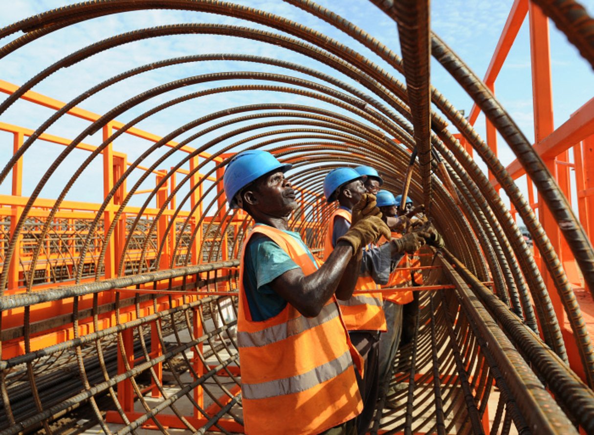 Travaux de construction du pont Henri-Konan-Bédié. Le 23 mai 2013. Côte d’Ivoire, Abidjan. © Olivier pour Jeune Afrique