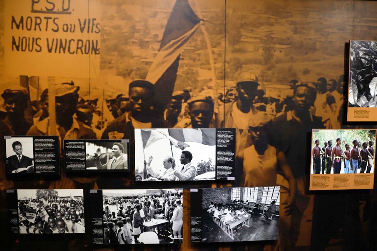 Posters et photos exposés au Mémorial du génocide de Kigali. © Ludovic Marin/AFP