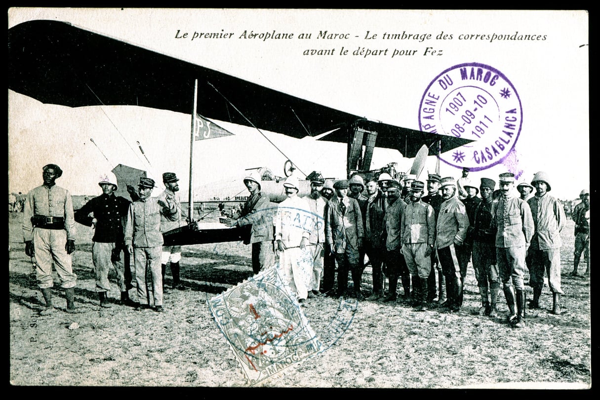 Le premier appareil de l'Aéropostale au Maroc, en 1917, à Fès. &copy; © Coll. IM/Kharbine-Tapabor