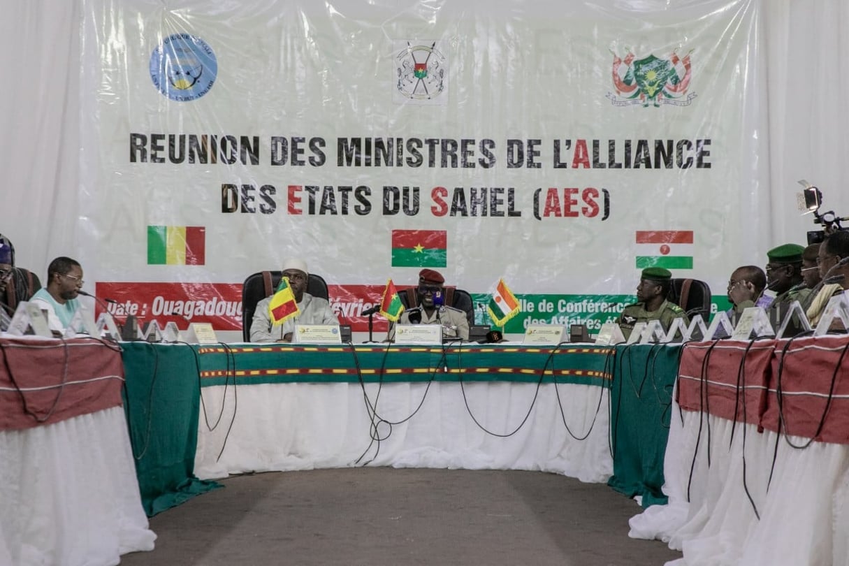 Réunion des ministres de l’Alliance des États du Sahel (AES), à Ouagadougou, le 15 février 2024. © FANNY NOARO-KABRÉ / AFP