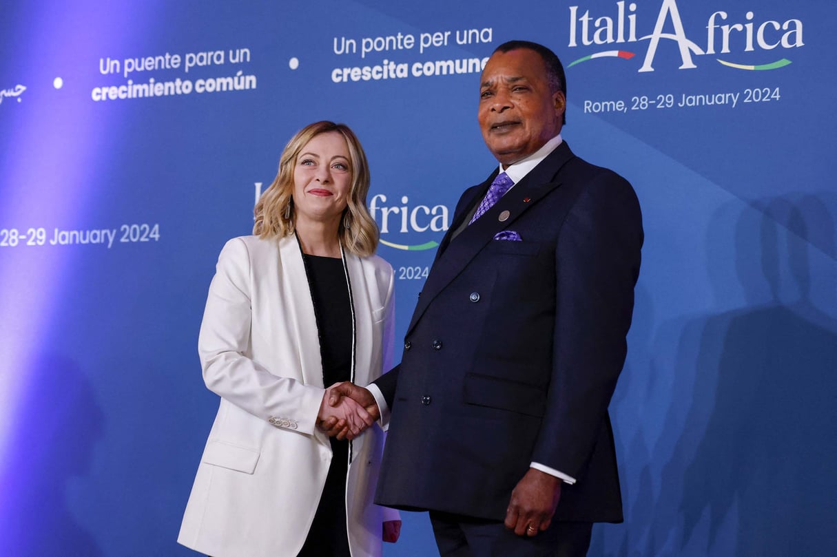 La cheffe du gouvernement italien Giorgia Meloni et le président du Congo, Denis Sassou Nguesso, à Rome, le 29 janvier 2024. © RICCARDO DE LUCA/Anadolu via AFP
