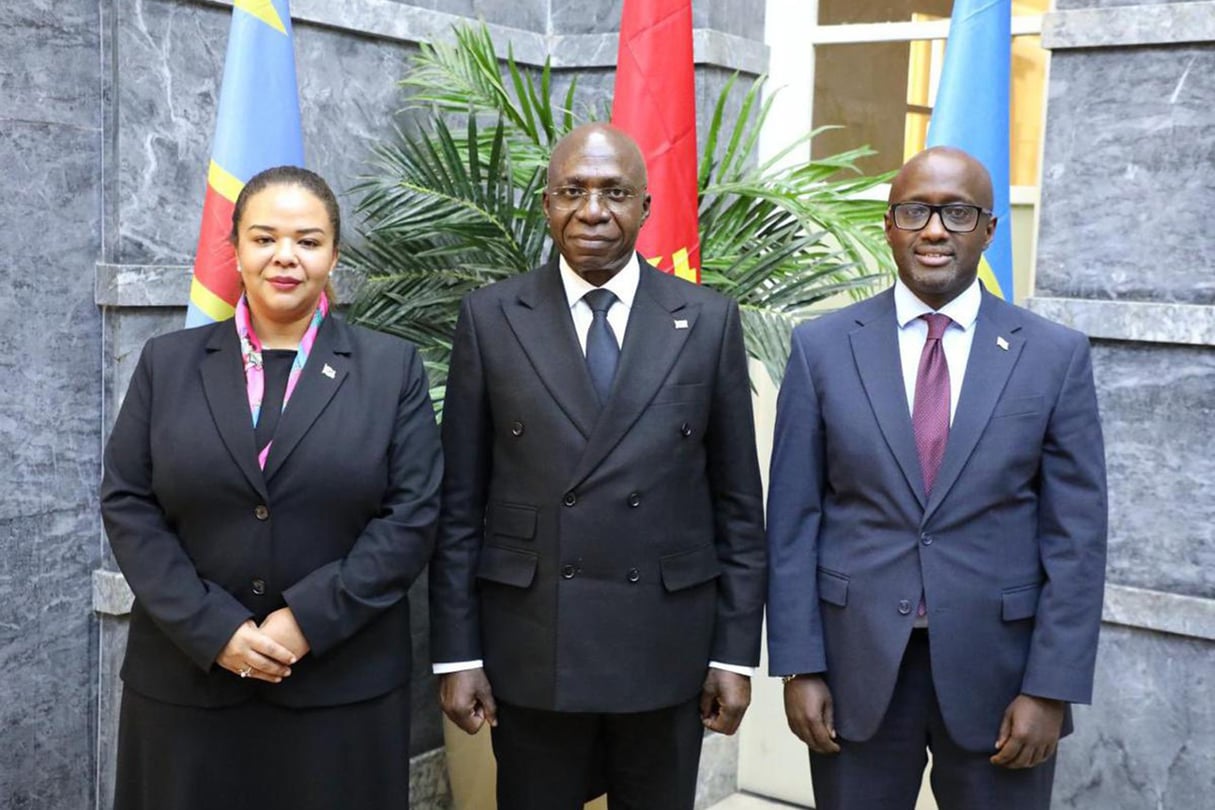 Le ministre angolais des Relations Extérieures, Téte António, la ministre des Affaires étrangères de la RDC, Thérèse Kayikwamba Wagner et le ministre des Affaires étrangères du Rwanda, Olivier Nduhungirehe le 21/08/2024, Luanda © Ministère Angolais des Affaires Etrangères