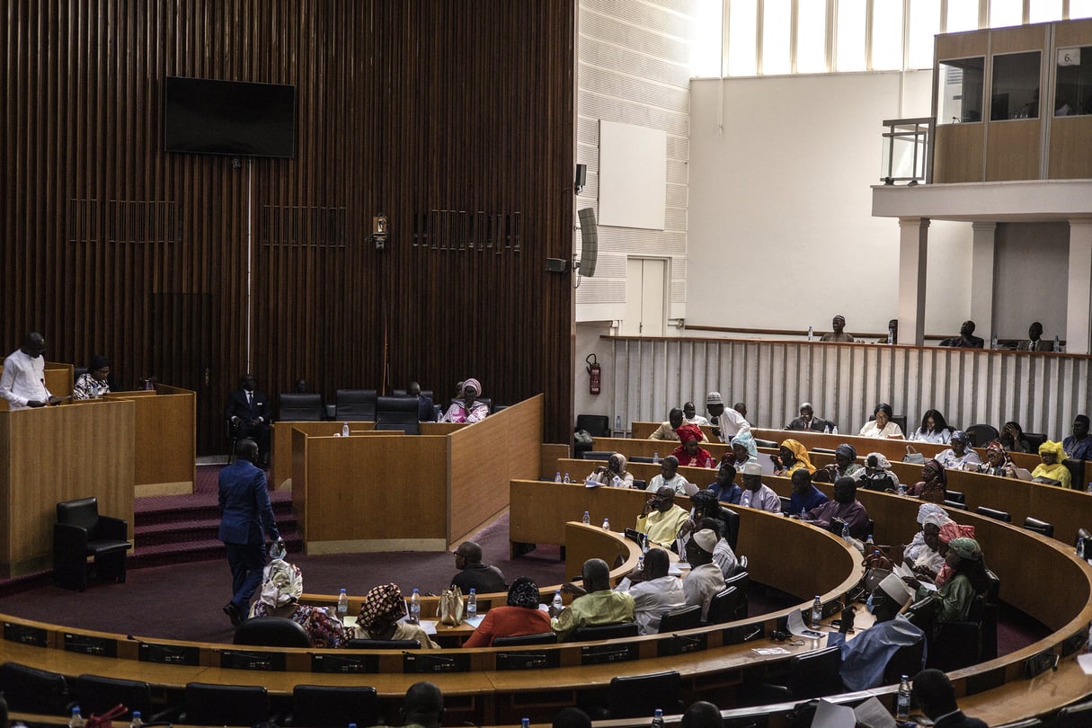 Début de l’examen de la proposition de loi d’amnistie à l’Assemblée nationale à Dakar, le 6 mars 2024. © JOHN WESSELS/AFP